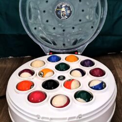 Machine nettoie et désinfecte boules de billard